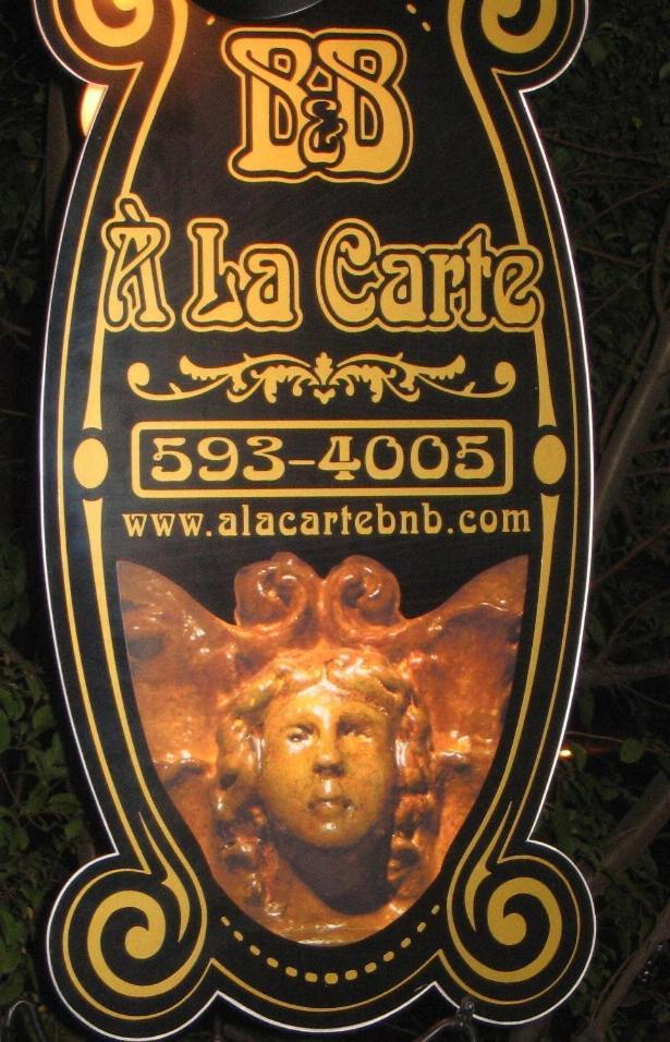 A La Carte Bed & Breakfast Монреаль Экстерьер фото